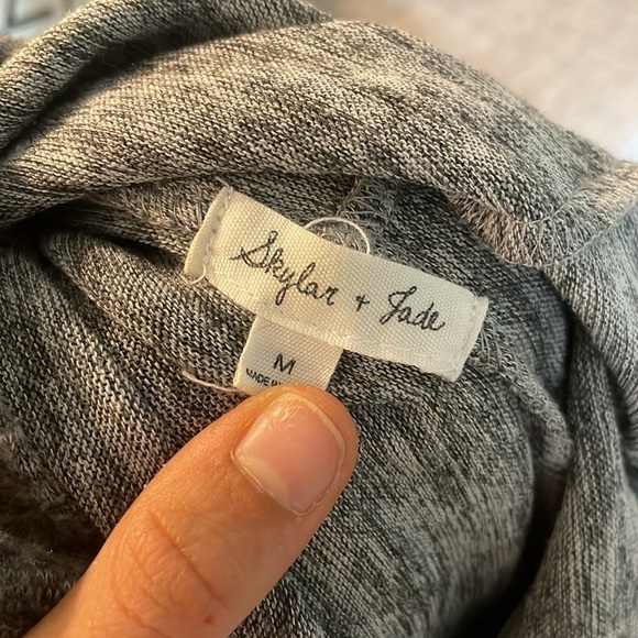 Skylar and jade bell sleeve pull over sweater - Picture 4 of 4